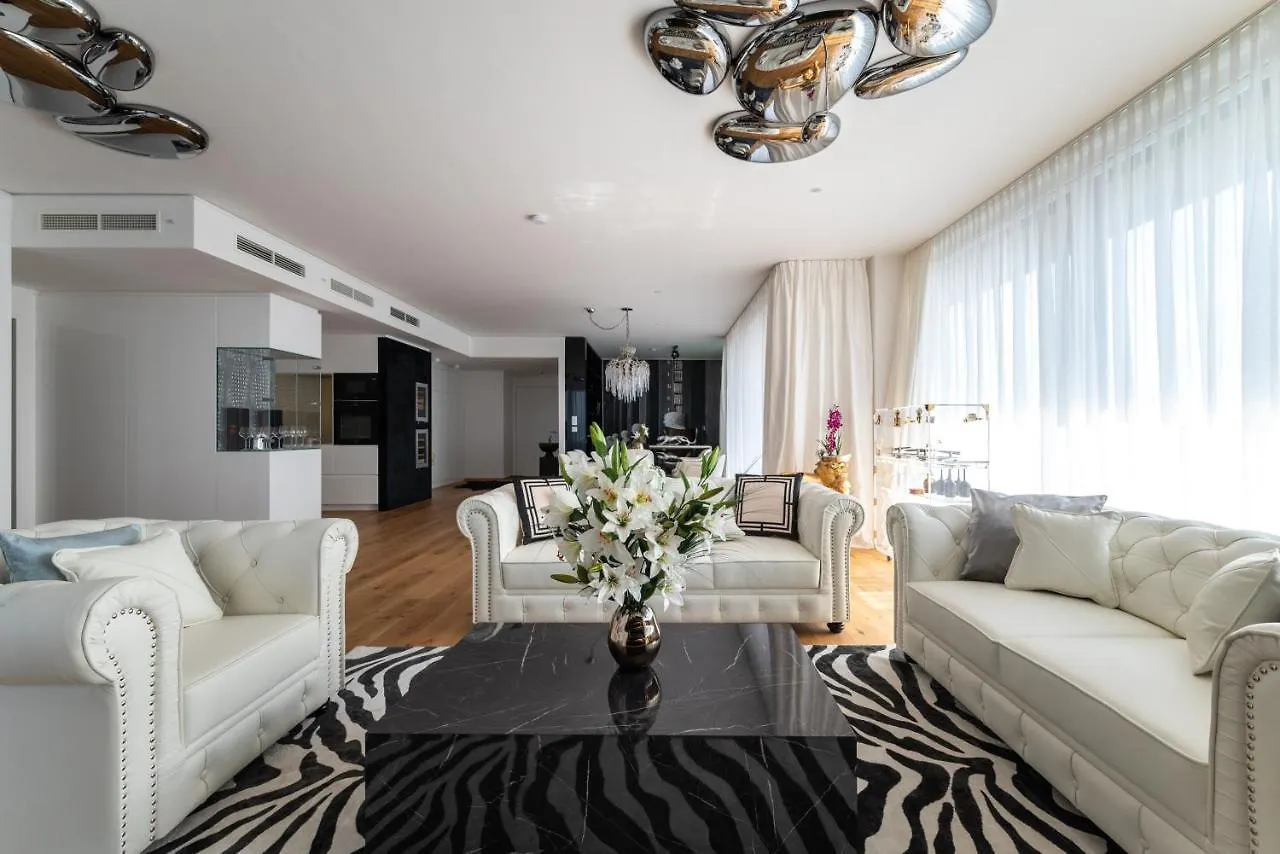 Апартаменты Exclusive 2Br Skyline Penthouse By Hm Вена