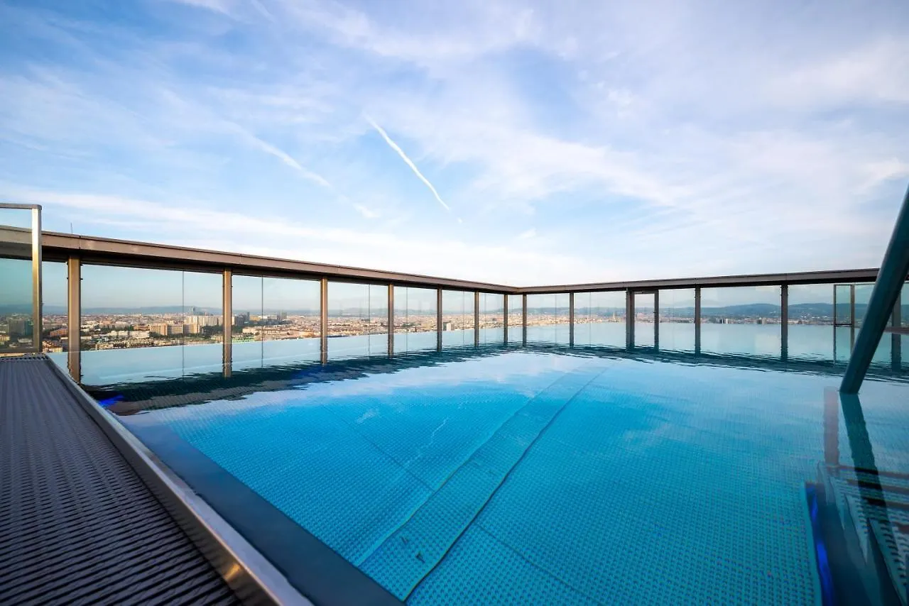 Апартаменты Exclusive 2Br Skyline Penthouse By Hm Вена