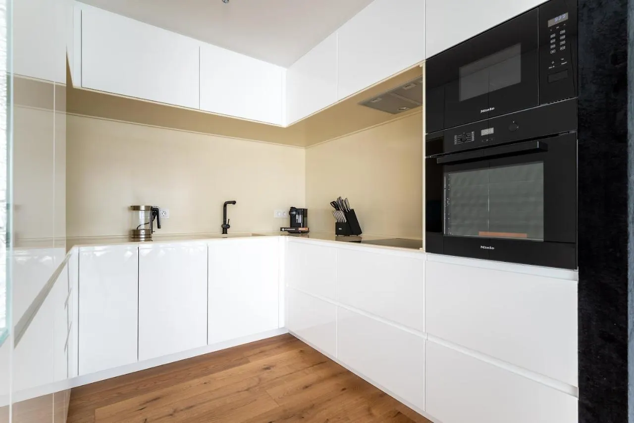 Exclusive 2Br Skyline Penthouse By Hm Lägenhet Wien