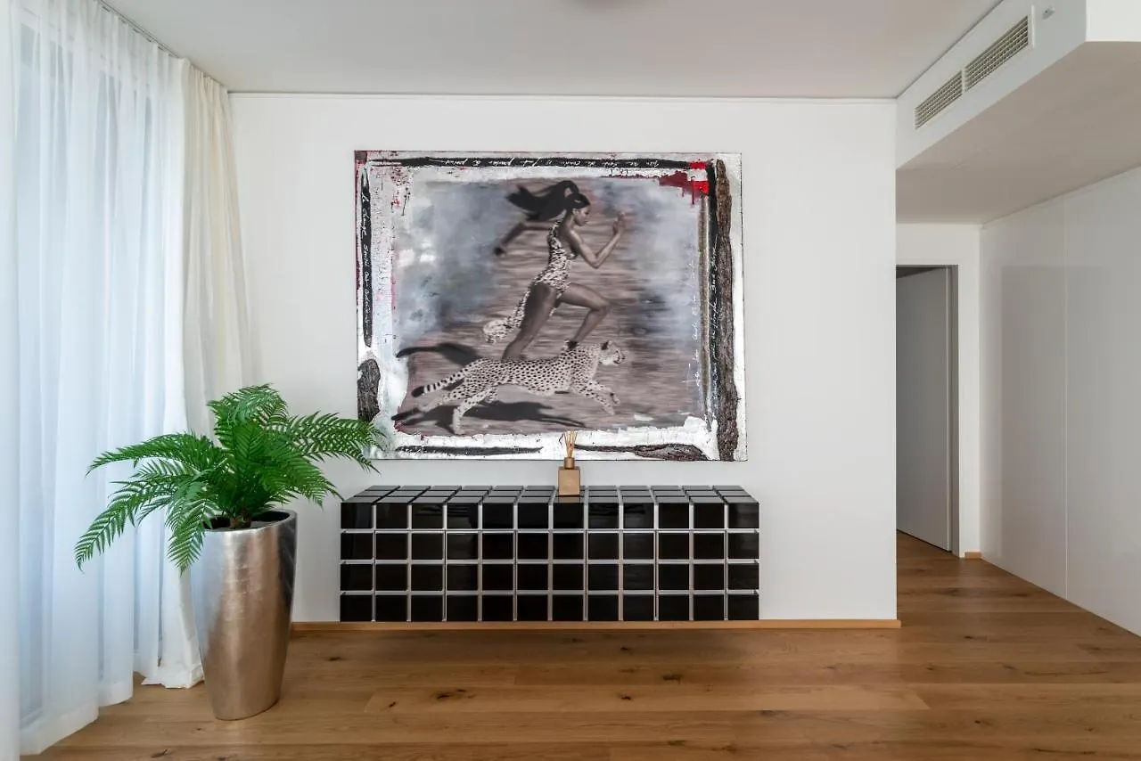 Exclusive 2Br Skyline Penthouse By Hm Lägenhet Wien