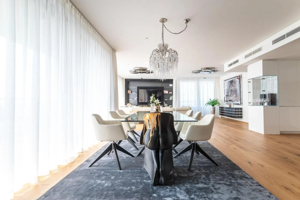 Exclusive 2Br Skyline Penthouse By Hm Lägenhet Wien